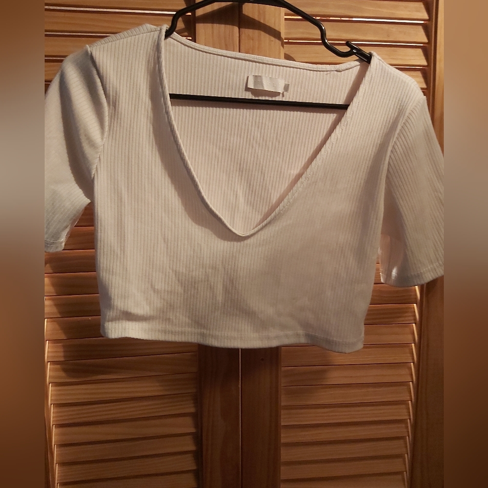 Meshki White Crop